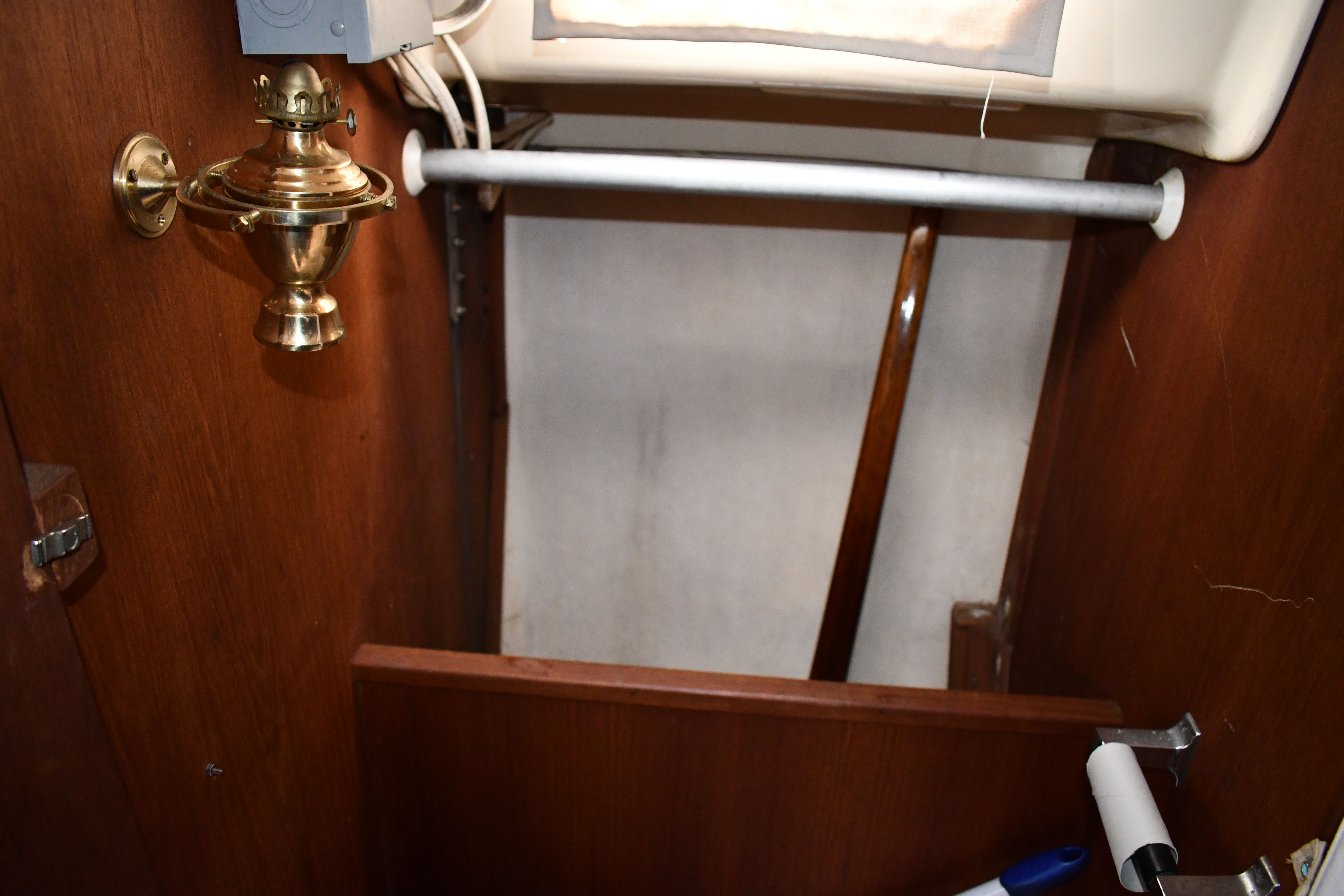 Hanging Locker