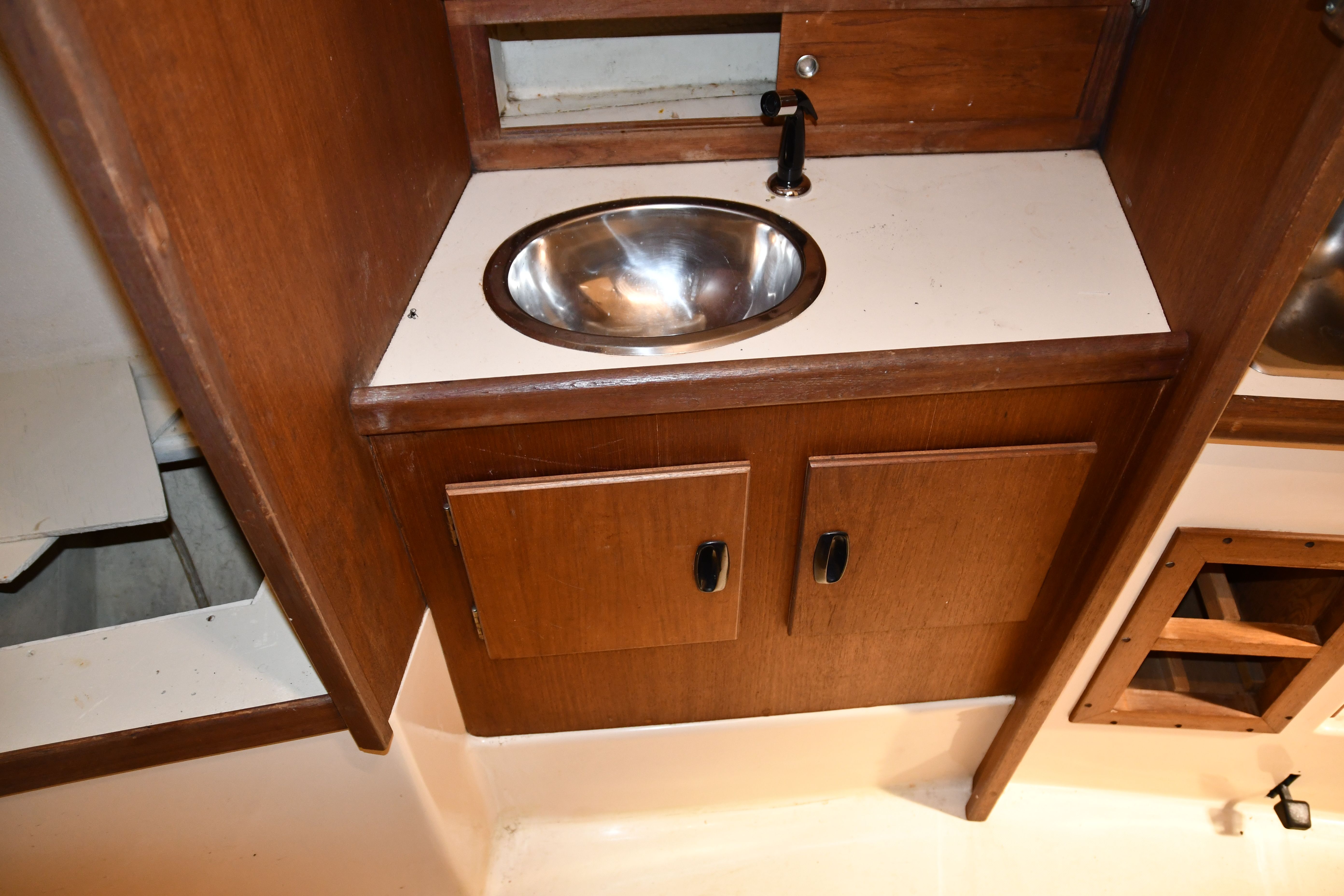 Head Sink
