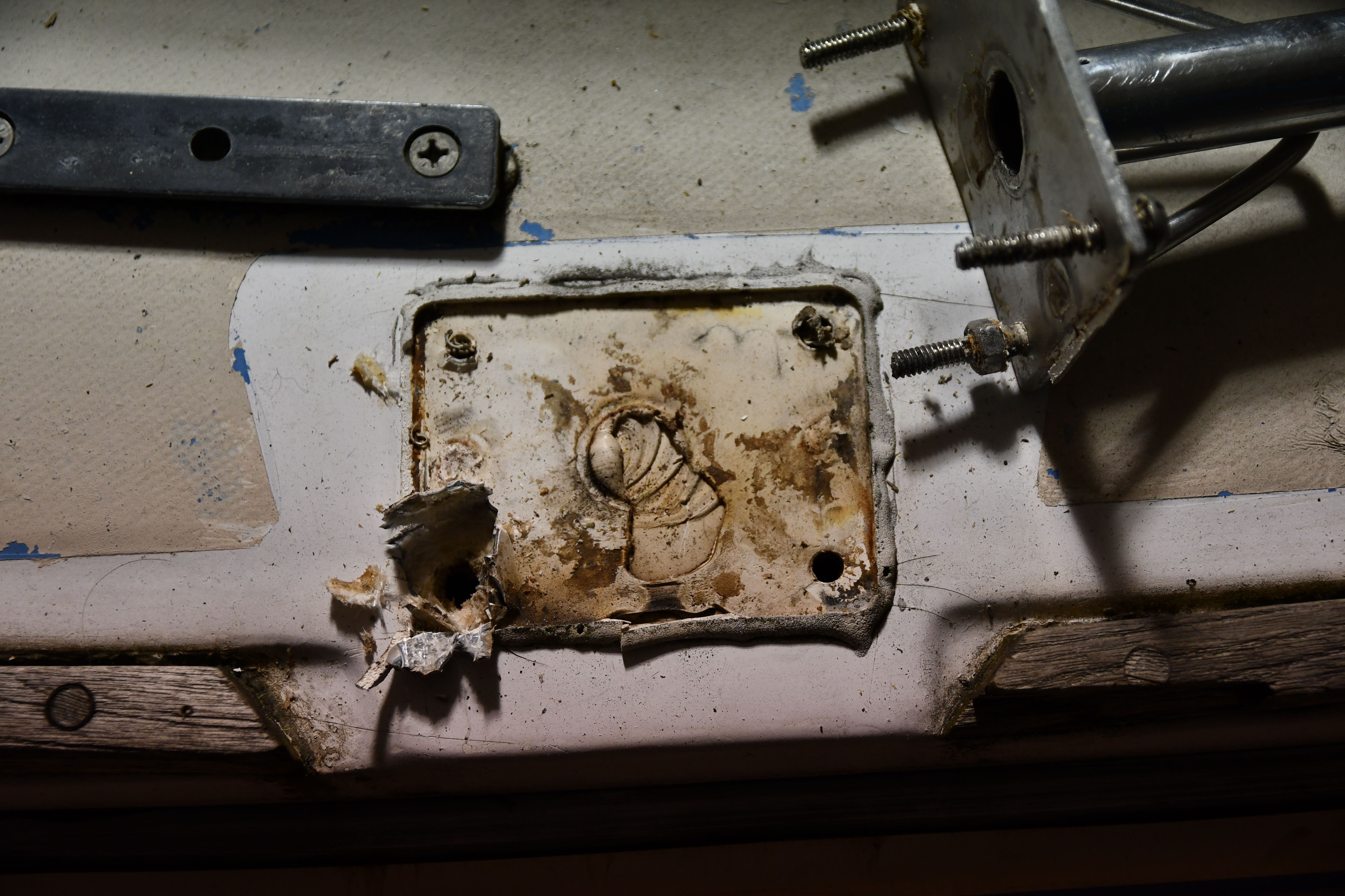 stanchion Issues